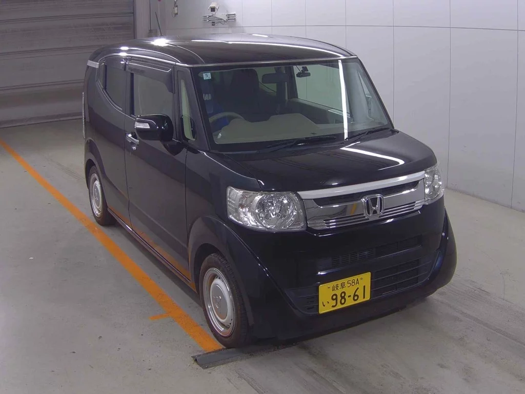 Honda N-Box Slash JF1 2018